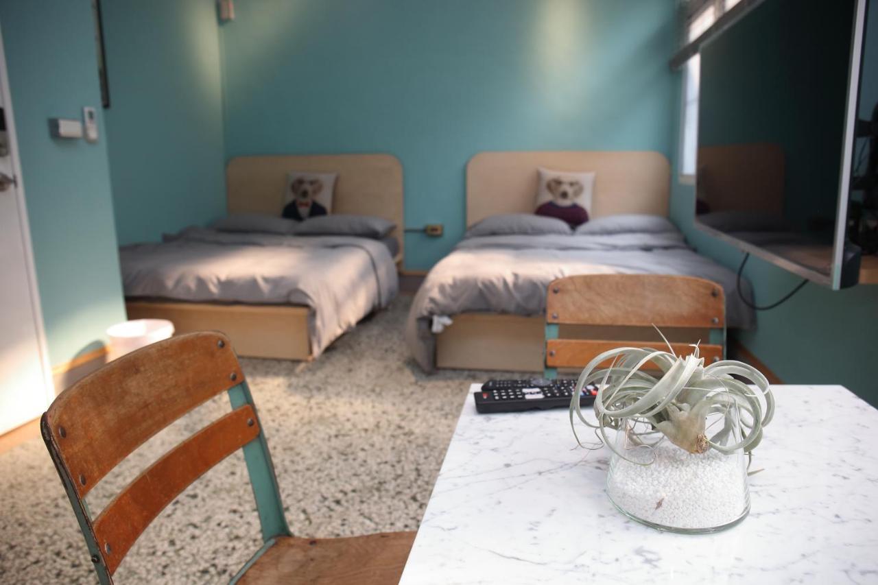 Spring Guest House Tainan Exterior foto