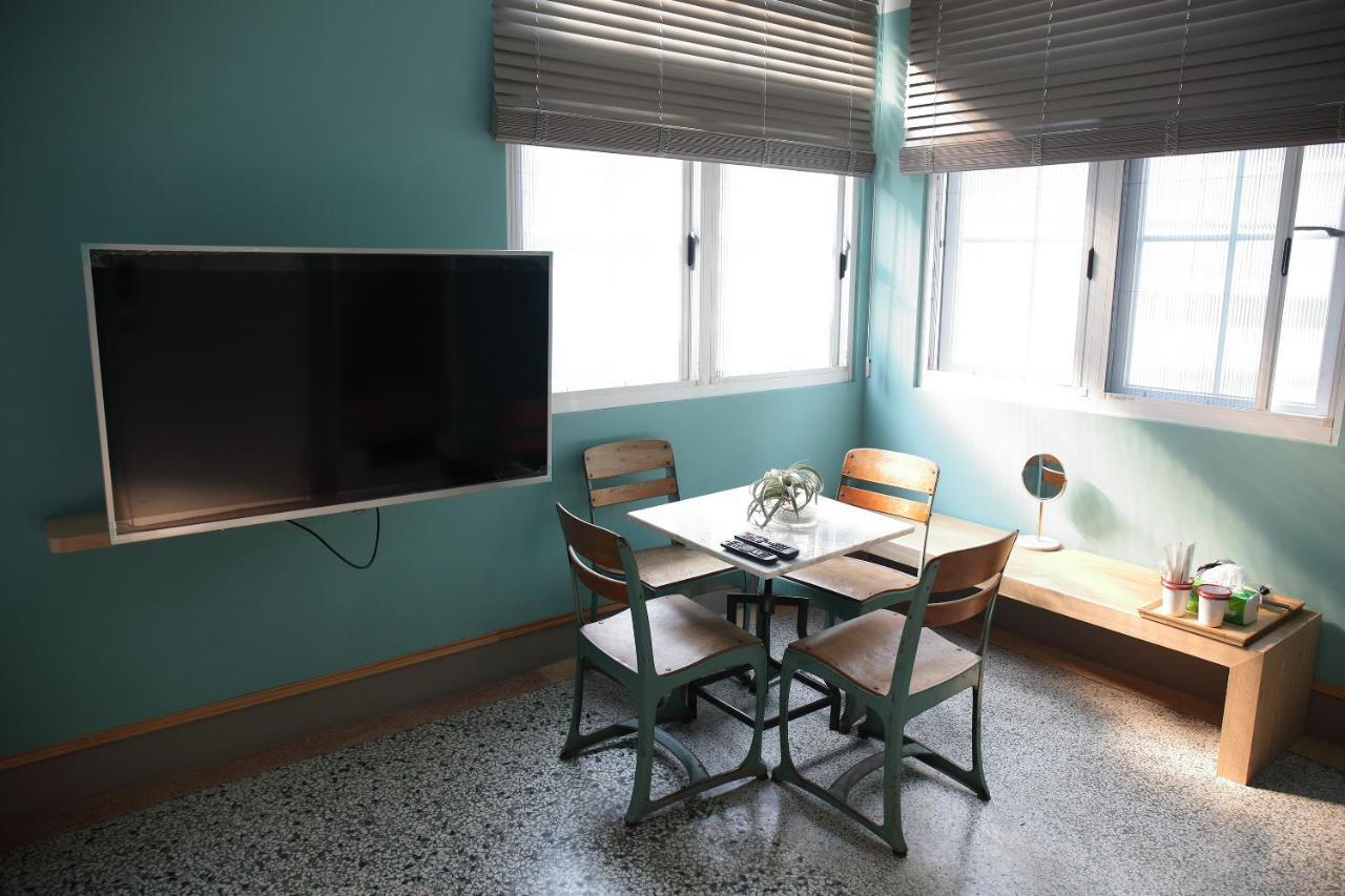 Spring Guest House Tainan Exterior foto